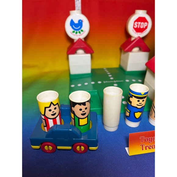 Vintage 1983 Peg Pals Village Building Block Street Playset Johnson & Johnson - Picture 4 of 6